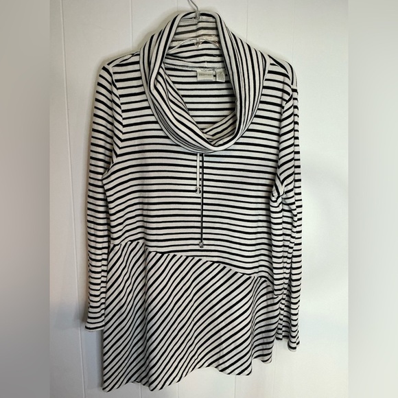 Zenergy Sweater Womens Size 2 White Black Striped Long Sleeve Cowl Neck - Picture 2 of 5